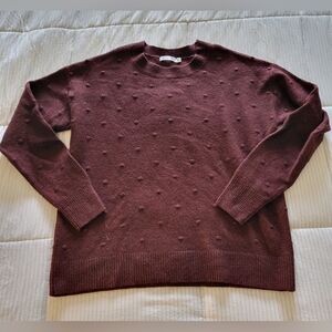 Crewneck Bobble Knit Sweater in Burgundy